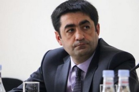 ՀԱՐԵՎԱՆ ՎՐԱՍՏԱՆԸ ՇԱՐՈՒՆԱԿՈՒՄ Է ԵՐԿԻՐԸ ՄԱՔՐԵԼ